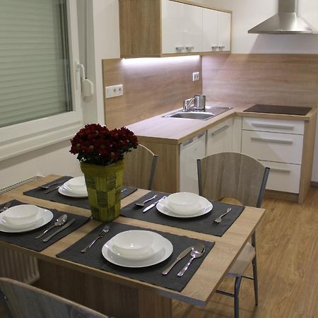 Petite Apartment มาริบอร์ ภายนอก รูปภาพ