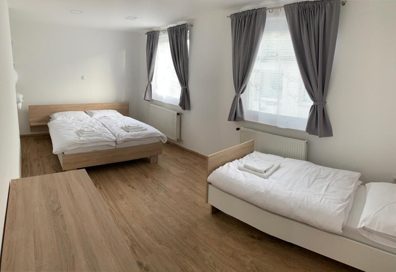 Petite Apartment มาริบอร์ ภายนอก รูปภาพ