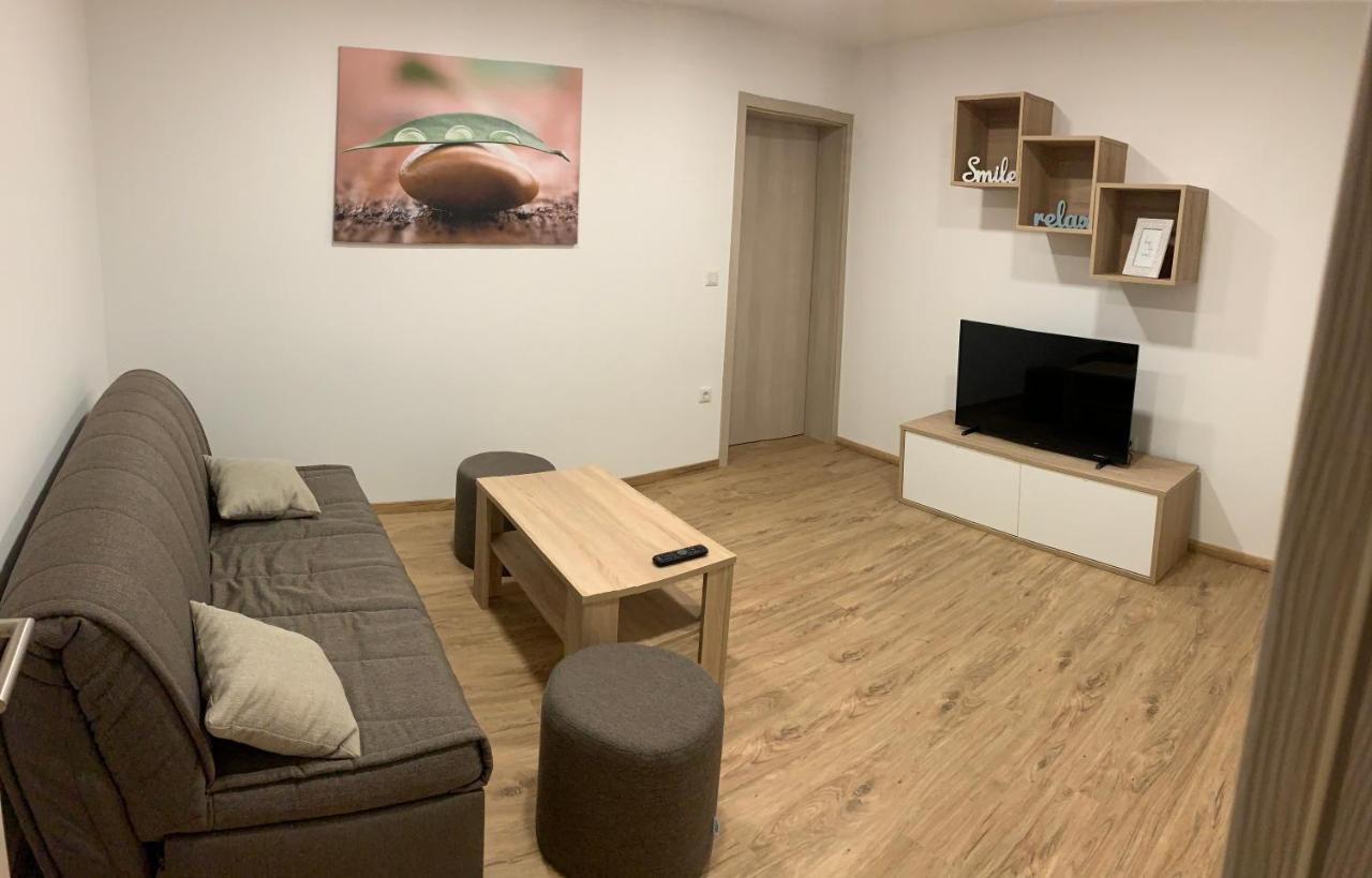Petite Apartment มาริบอร์ ภายนอก รูปภาพ